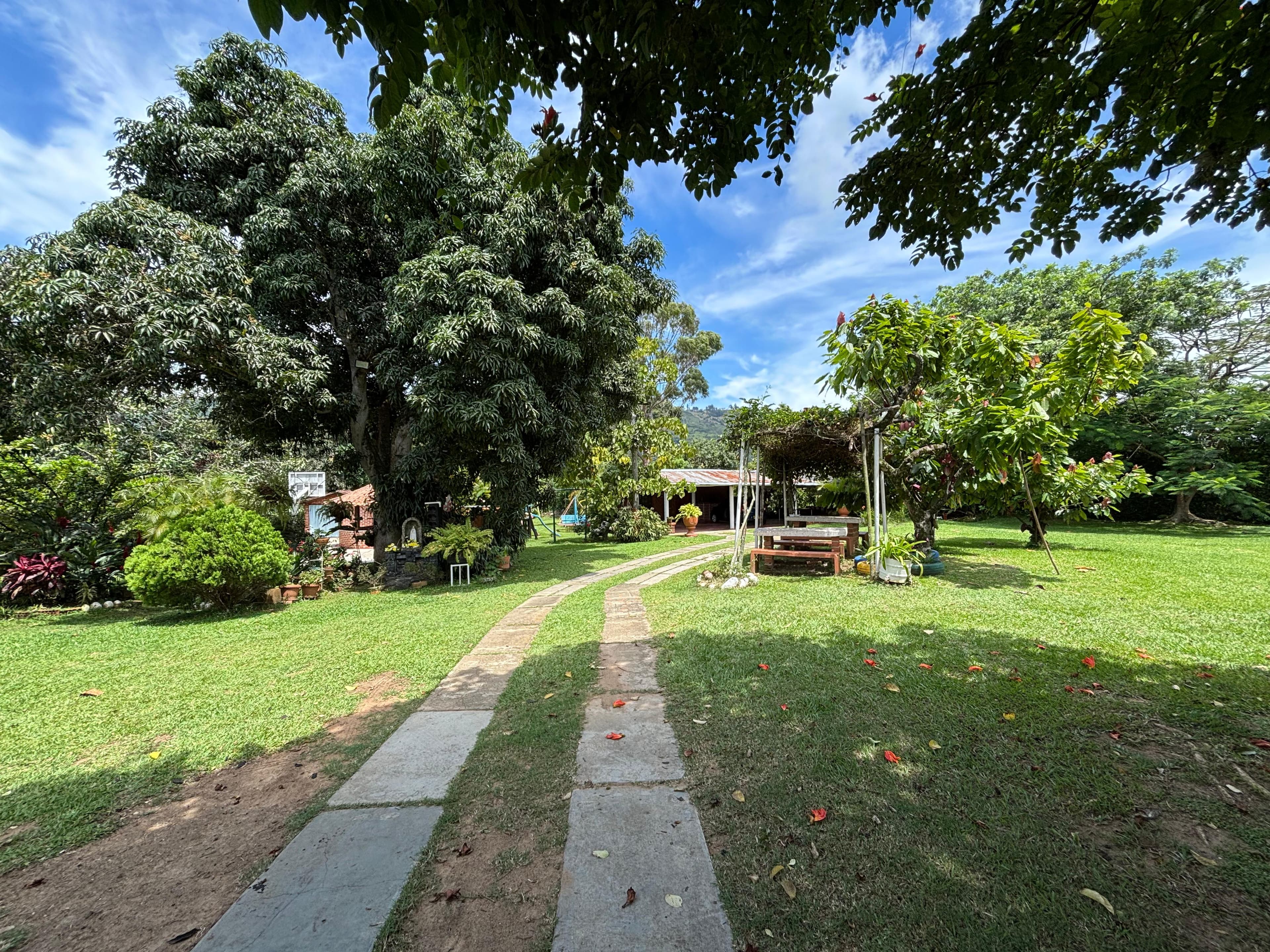 FINCA LOS NARANJITOS L2